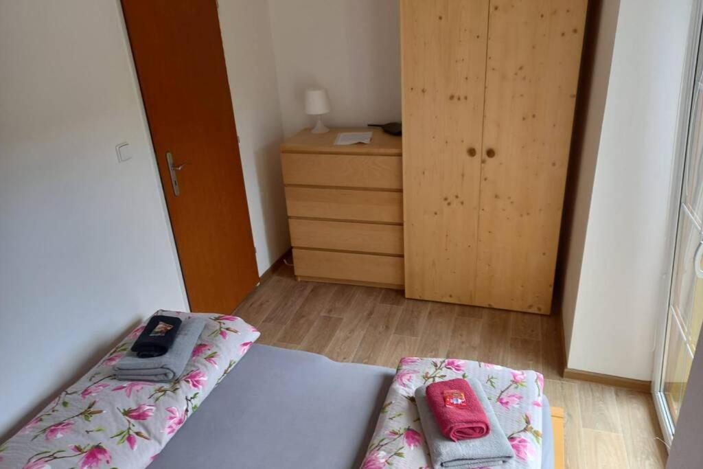 Chaloupka Hluboka - Family Holidays In South Bohemia Hluboká nad Vltavou エクステリア 写真